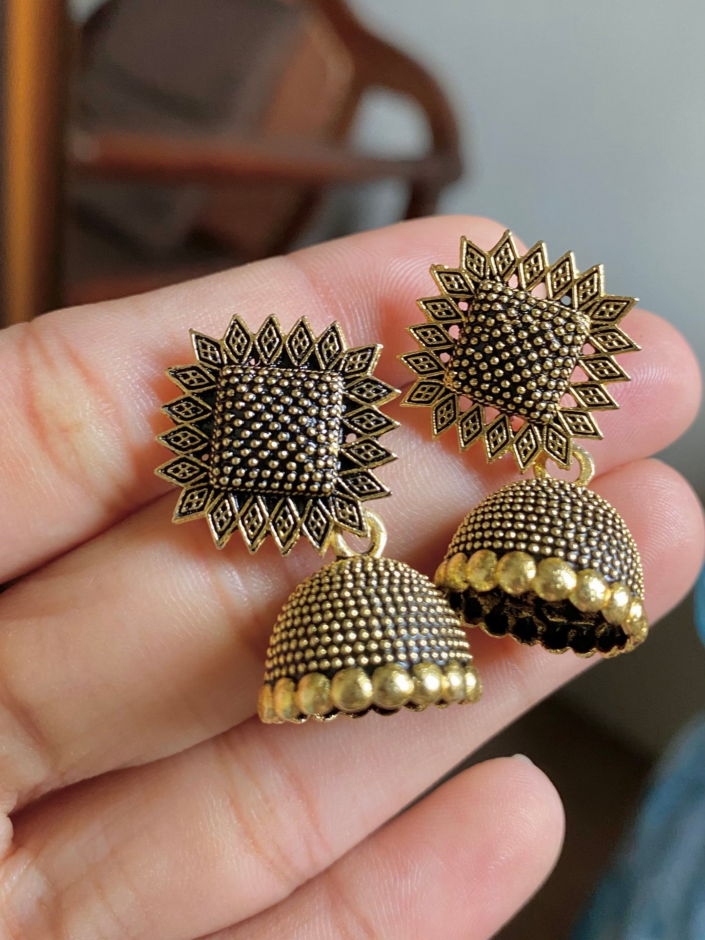 Dual-Tone Jhumka Earrings