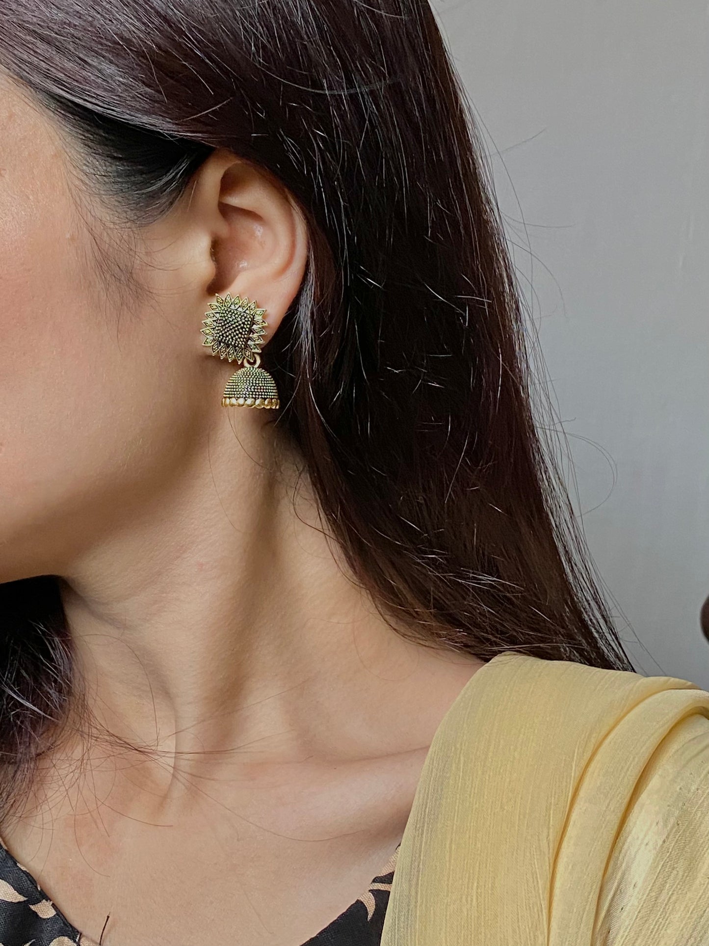 Dual-Tone Jhumka Earrings