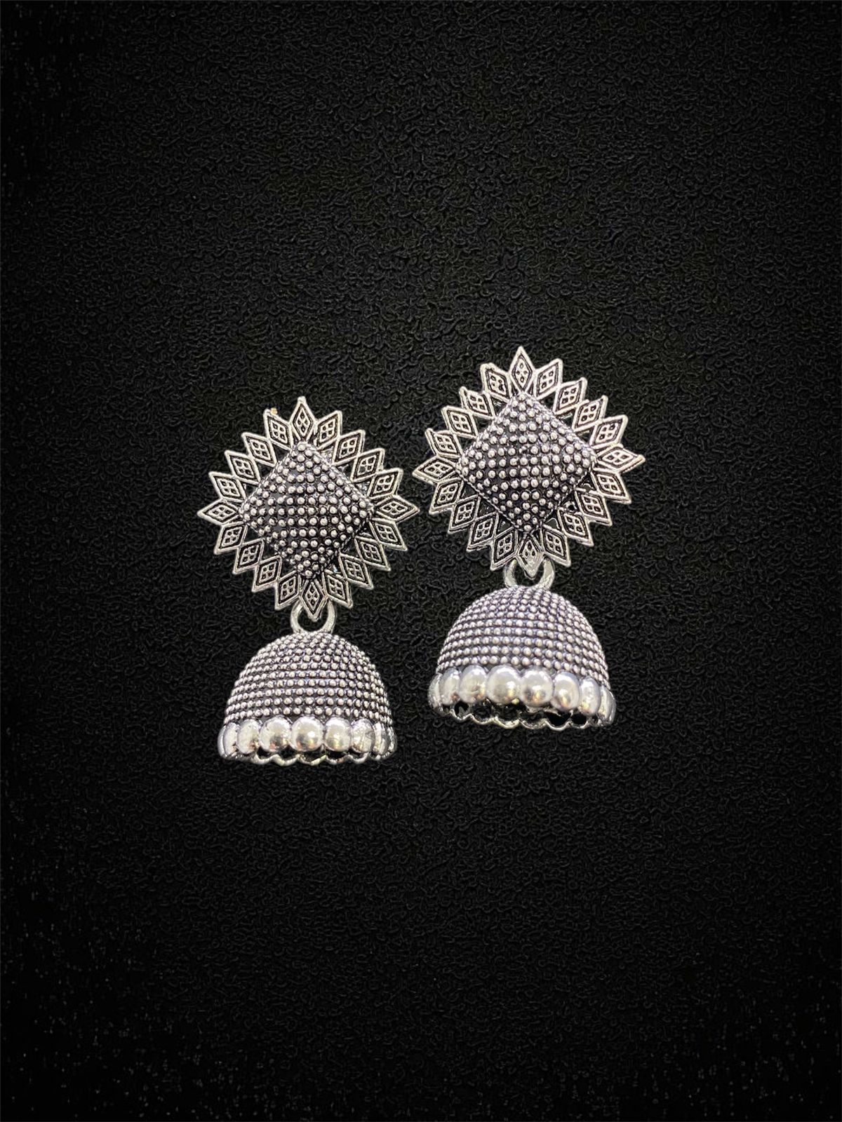 Dual-Tone Jhumka Earrings