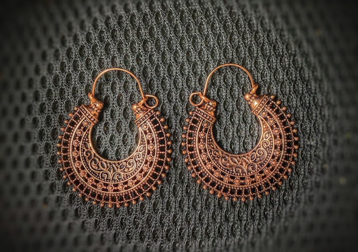 Hoops with Detailed Pattern